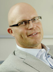 Dr. Bernhard Saneke