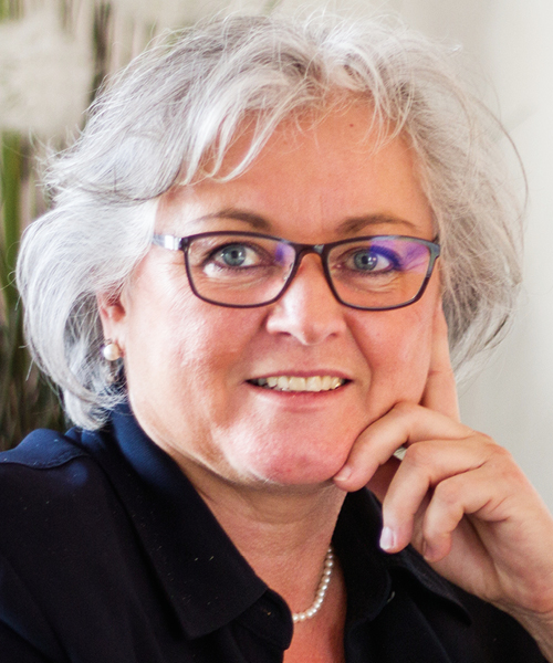 Yvonne Kasperek